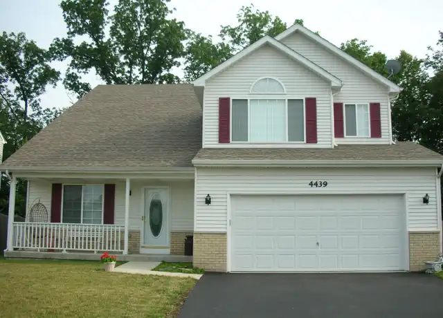 Property at 4439 W Lawn Ave, Gurnee, IL, 60031, 5 beds, 3.5 baths, [object Object]