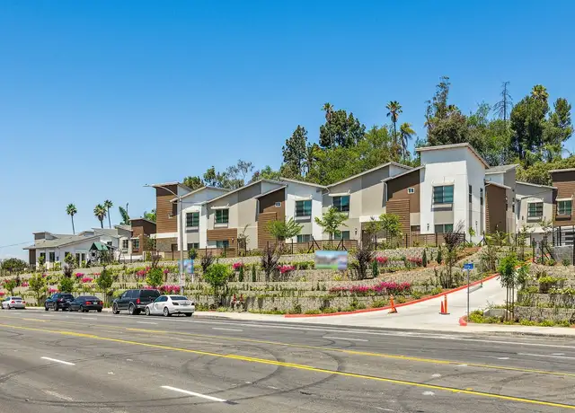 Photo of 1452 Vis Hts Way, Vista, CA 92084