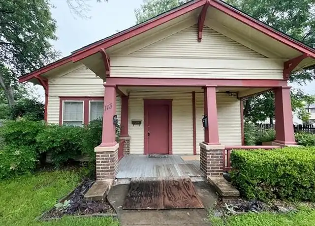 Property at 113 Bernard St, Denton, TX, 76201, 2 beds, 1 bath, [object Object]