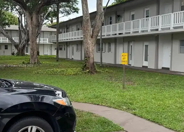 Property at 430 SE 2nd Ave, Deerfield Beach, FL, 33441, 2 beds, 1 bath, [object Object]