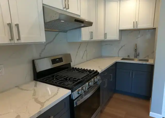 Property at 722 Foothill Blvd, Oakland, CA, 94606, 3 beds, 1.5 baths, [object Object]