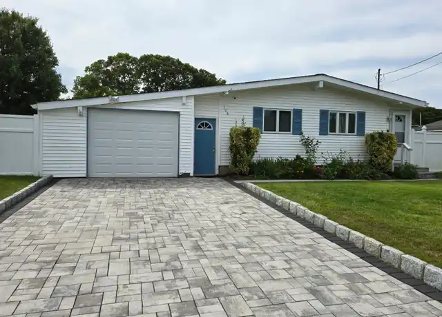Property at 106 Days Ave, Selden, NY, 11784, 3 beds, 2 baths, [object Object]