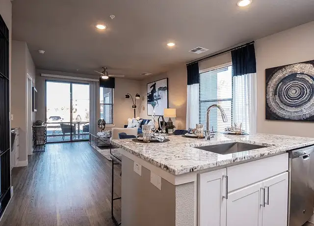 Photo of 7951 W Beardsley Rd, Glendale, AZ 85308