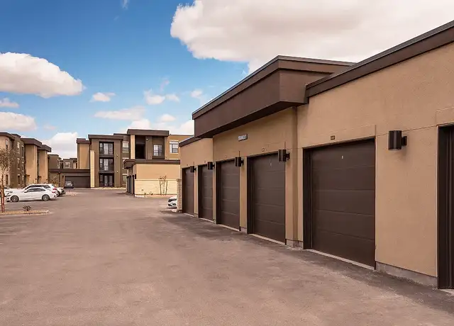 Photo of 7951 W Beardsley Rd, Glendale, AZ 85308