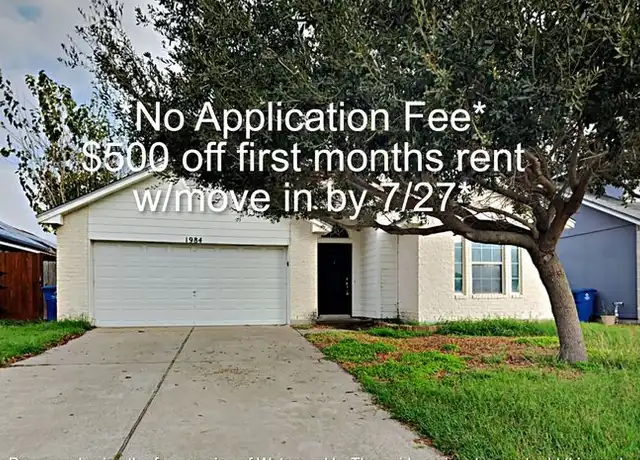 Property at 1984 Westwood Dr, Portland, TX, 78374, 3 beds, 2 baths, [object Object]