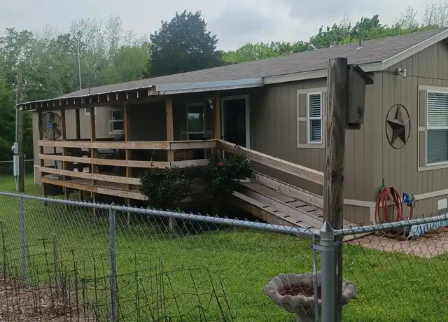 Property at 4141 County Road 3911, Athens, TX, 75752, 2 beds, 2 baths, [object Object]