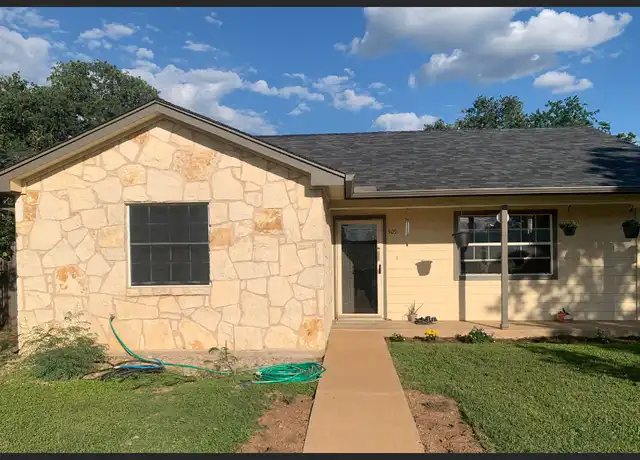 Property at 305 Avenue R, Marble Falls, TX, 78654, 3 beds, 2 baths, [object Object]