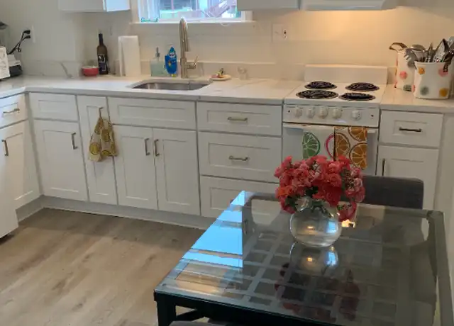 Property at 2808 Washington Blvd Apt 3, Baltimore, MD, 21230, 1 bed, 1 bath, [object Object]