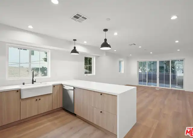 Property at 1331 N June St Unit B, Los Angeles, CA, 90028, 4 beds, 3 baths, [object Object]