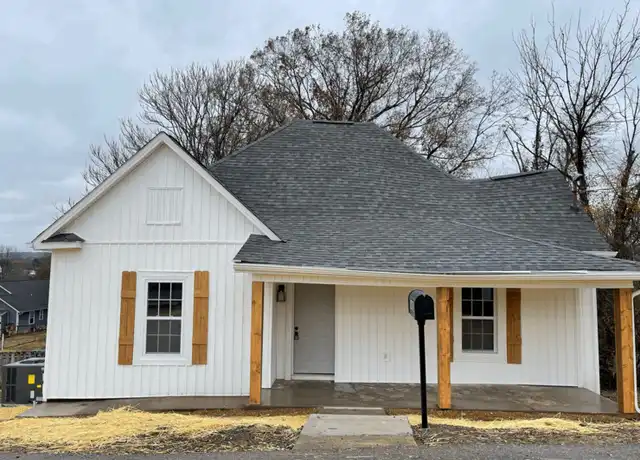 Property at 1423 Pickett Ave, Knoxville, TN, 37921, 3 beds, 2 baths, [object Object]