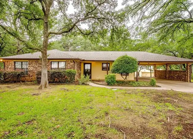 Property at 6501 County Road 803, Burleson, TX, 76028, 3 beds, 2 baths, [object Object]