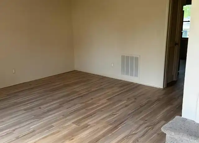 Property at 1628 Spring Garden St Unit C, Greensboro, NC, 27403, 2 beds, 1.5 baths, [object Object]