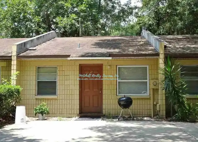 Property at 1816 SW 70th Ter, Gainesville, FL, 32607, 2 beds, 1 bath, [object Object]