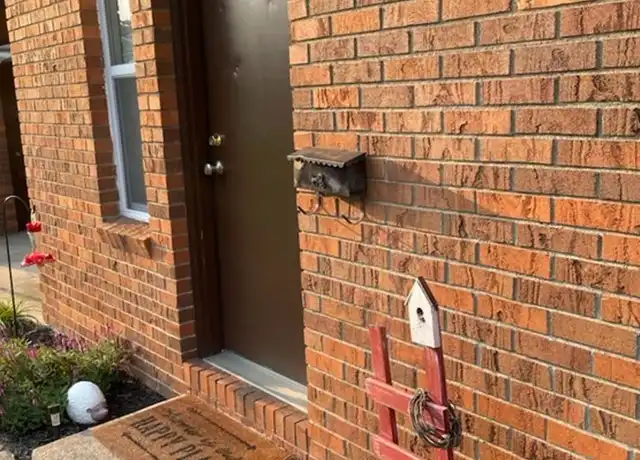 Property at 287 S Williams St Unit A, Newark, OH, 43055, 1 bed, 1 bath, [object Object]