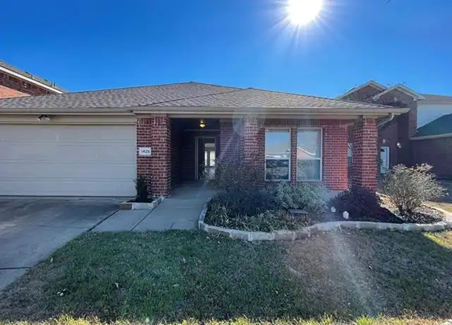 Property at 1425 Jacksons Run, Greenville, TX, 75402, 3 beds, 2 baths, [object Object]