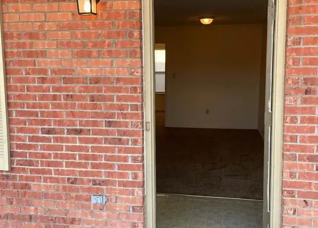 Property at 211 Keystone Dr Unit 11, Richmond, KY, 40475, 1 bed, 1 bath, [object Object]