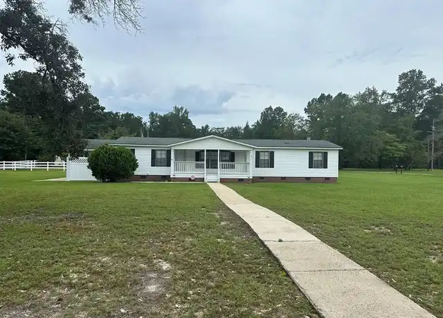 Property at 301 Vass Rd, Spring Lake, NC, 28390, 3 beds, 2 baths, [object Object]