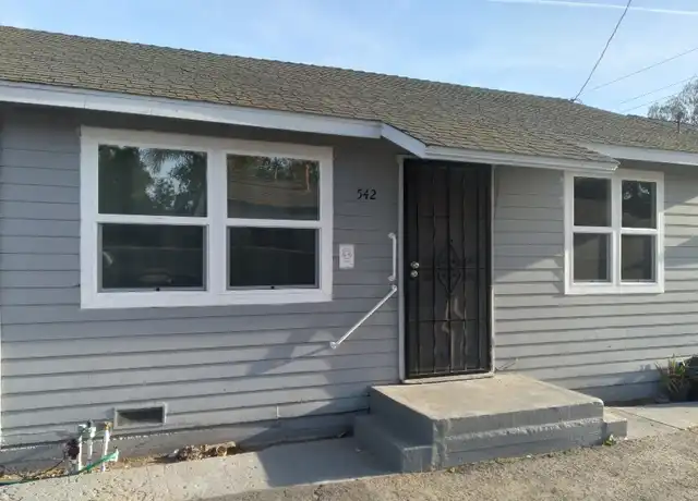 Property at 542 Acacia Rd Unit 542, Santa Paula, CA, 93060, 2 beds, 1 bath, [object Object]