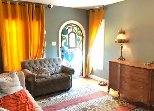 Property at 1244 S 300 E, Salt Lake City, UT, 84111, 2 beds, 1 bath, [object Object]