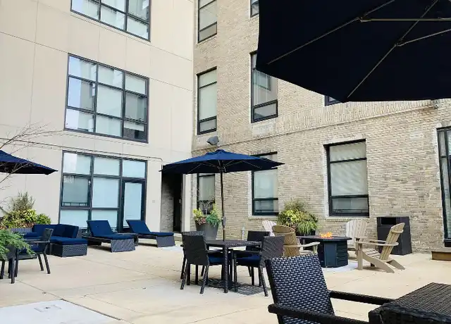 Property at 1833 Lombard St Unit 2, Philadelphia, PA, 19146, 2 beds, 1 bath, [object Object]