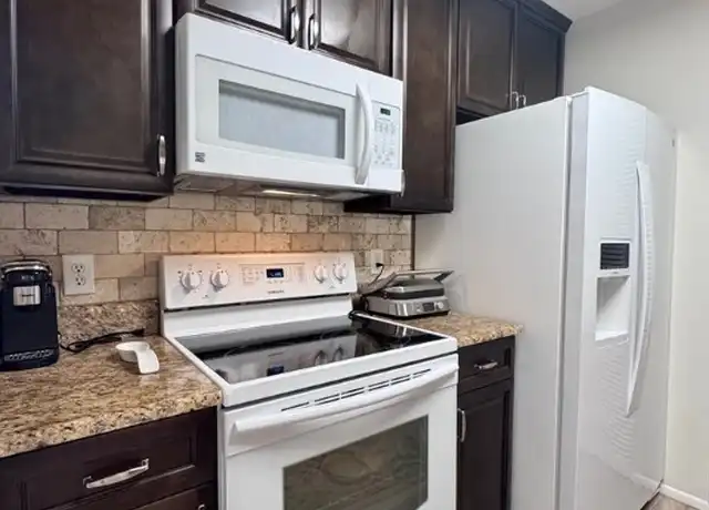 Property at 28 Plantation Dr #104, Vero Beach, FL, 32966, 2 beds, 2 baths, [object Object]