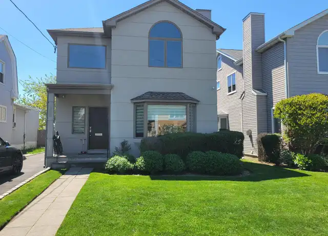 Property at 369 Clinton Ave, Cedarhurst, NY, 11516, 7 beds, 4.5 baths, [object Object]