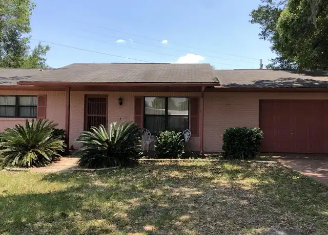 Property at 519 NE 3rd St, Chiefland, FL, 32626, 3 beds, 1 bath, [object Object]