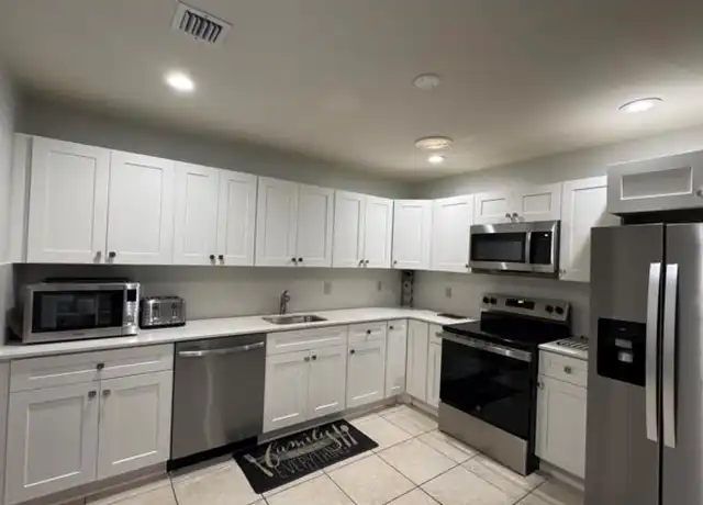 Property at 8016 Ambach Way Unit 18D, Hypoluxo, FL, 33462, 2 beds, 2 baths, [object Object]