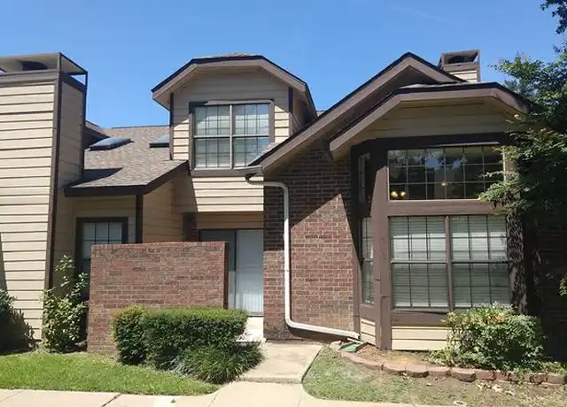 Property at 2401 Overland Ln, Arlington, TX, 76014, 3 beds, 2 baths, [object Object]
