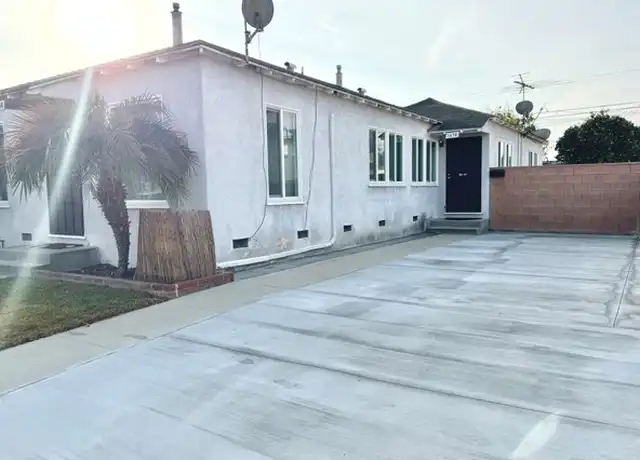 Property at 1638 E Plymouth St, Long Beach, CA, 90805, 2 beds, 1 bath, [object Object]