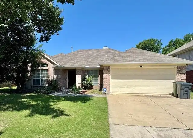 Property at 6302 Seaford Rd, Arlington, TX, 76001, 4 beds, 2 baths, [object Object]