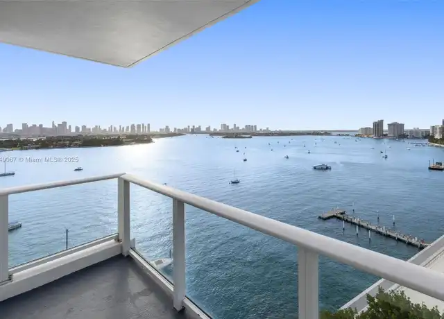 Property at 910 West Ave Unit 1520, Miami Beach, FL, 33139, 1 bed, 1.5 baths, [object Object]