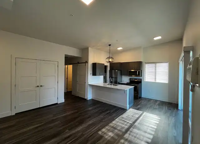 Property at 2772 E 31st Ave Unit 304, Spokane, WA, 99223, 2 beds, 2 baths, [object Object]
