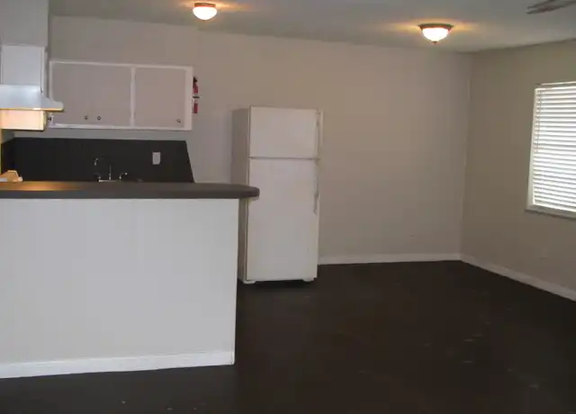 Property at 3806 Wipprecht St, Houston, TX, 77026, 1 bed, 1 bath, [object Object]