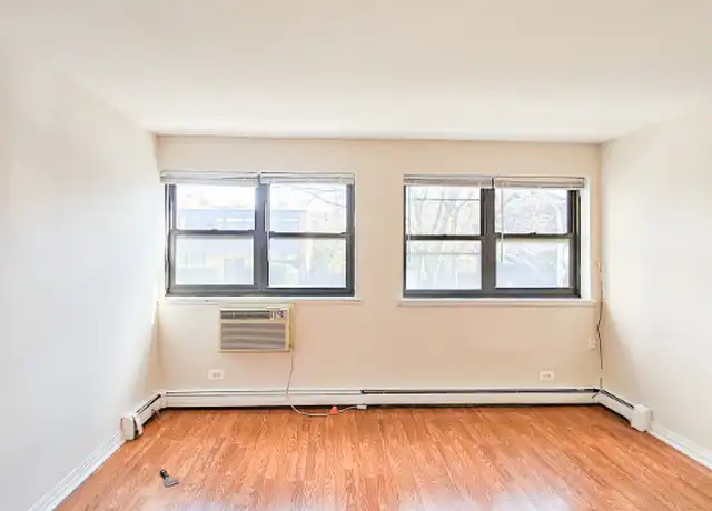 Property at 606 W Cornelia Ave Unit 3, Chicago, IL, 60657, 0 beds, 1 bath, [object Object]