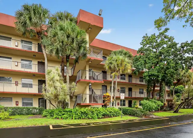Property at 3341 NW 47th Ter #311, Lauderdale Lakes, FL, 33319, 1 bed, 1.5 baths, [object Object]