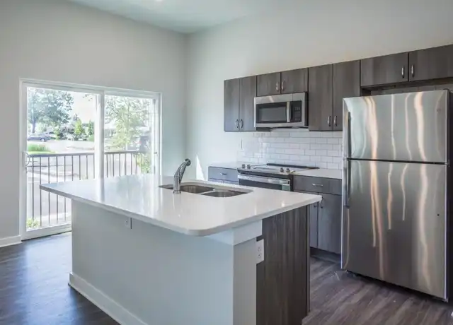 Property at 728 E Brookhaven Cir Unit 103, Memphis, TN, 38117, 1 bed, 1 bath, [object Object]