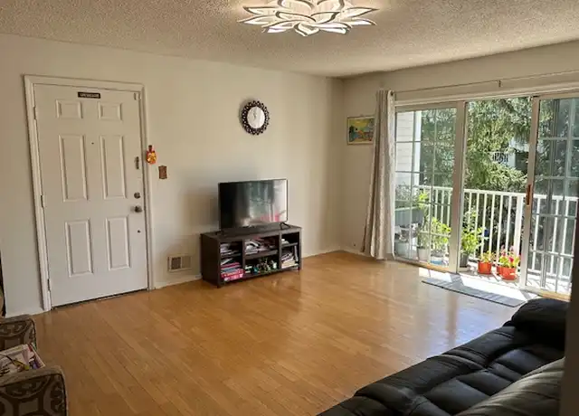 Property at 37 Lindsey Ct, Franklin Park, NJ, 08823, 2 beds, 2 baths, [object Object]