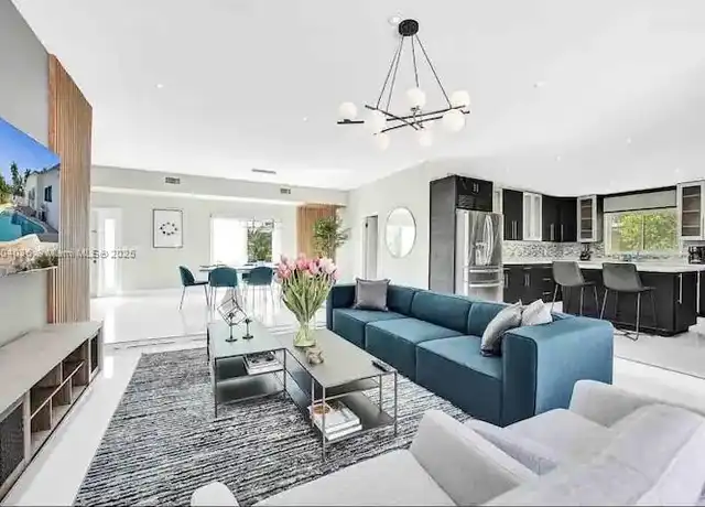Property at 3117 Hollywood Blvd, Hollywood, FL, 33021, 3 beds, 2 baths, [object Object]