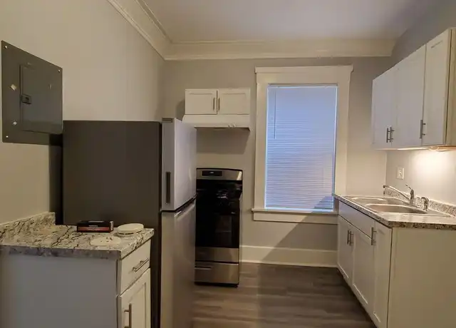 Property at 2007 Washington Ave Unit 1, Racine, WI, 53403, 1 bed, 1 bath, [object Object]