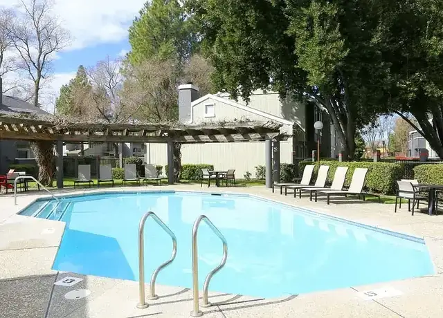 Photo of 4849 El Cemonte Ave, Davis, CA 95618