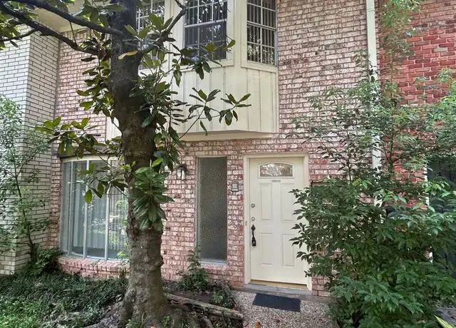 Property at 5534 Holly St Unit D, Houston, TX, 77081, 2 beds, 2.5 baths, [object Object]
