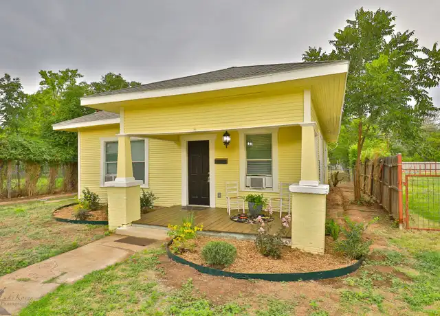 Property at 882 Clinton St, Abilene, TX, 79603, 2 beds, 1 bath, [object Object]
