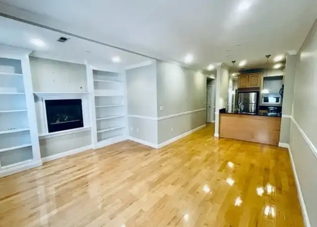 Property at 33 N Bennet St #2, Boston, MA, 02113, 2 beds, 2 baths, [object Object]