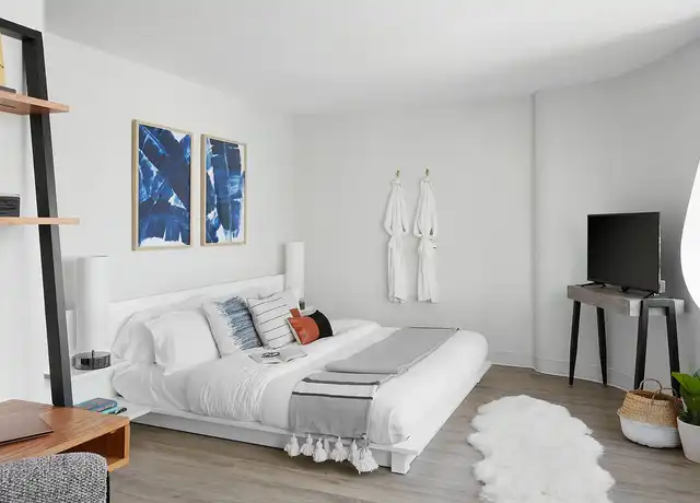 Property at River City Apartments - 800 S Wells St, Chicago, IL, 60607, 0-4 beds, 1-3.5 bath, [object Object]