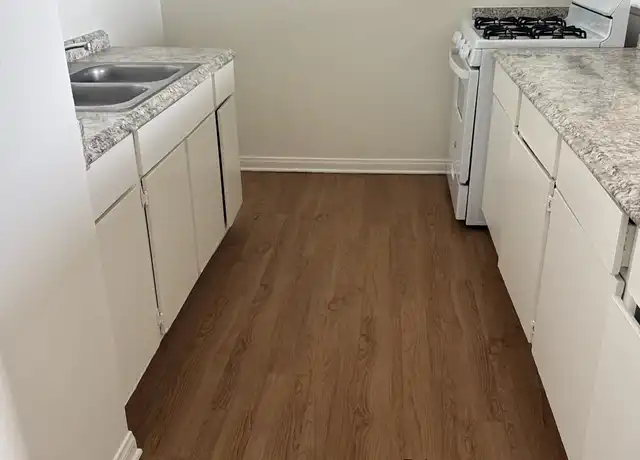 Property at 800 Minor St, San Jacinto, CA, 92583, 2 beds, 1 bath, [object Object]