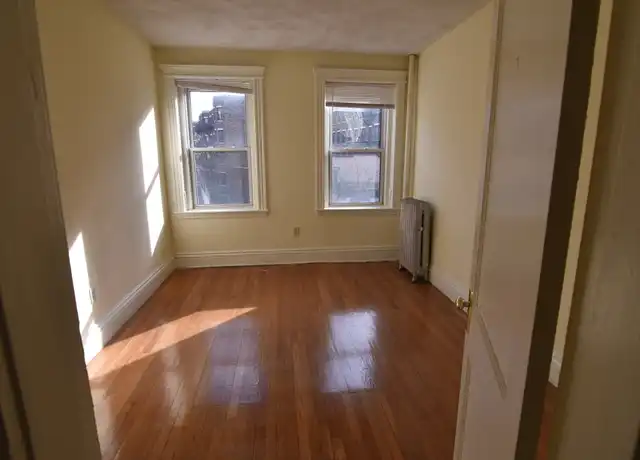 Property at 117 Delano Park Unit D, Boston, MA, 02131, 0 beds, 1 bath, [object Object]