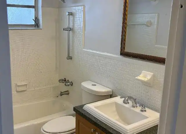 Property at 4152 SW 24th Ct, Fort Lauderdale, FL, 33317, 1 bed, 1 bath, [object Object]