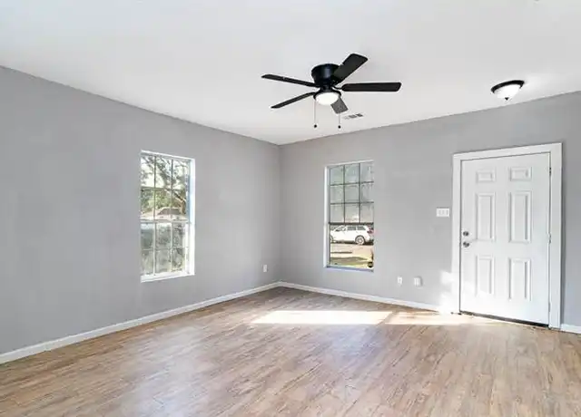 Property at 4509 Crozier St, Dallas, TX, 75215, 4 beds, 2.5 baths, [object Object]