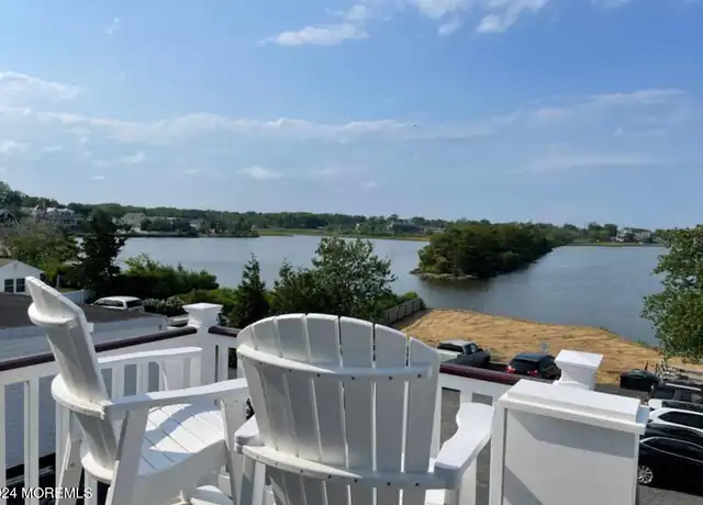 Property at 82 Bridge Ave, Bay Head, NJ, 08742, 2 beds, 1 bath, [object Object]